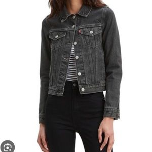 Levi’s Jean jacket xs